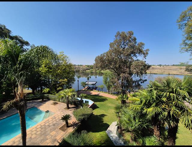 7 BEDROOM HOUSE FOR SALE IN MANTEVREDE